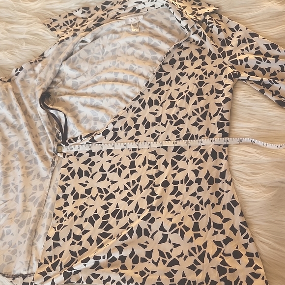 Jersey silk maternity wrap blouse Diane Von Furstenberg - Picture 5 of 10